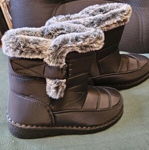 NEW Warm inter boots and cozy slippers